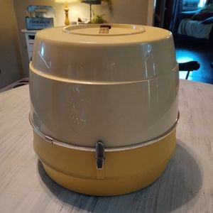 Portable salon hair dryer